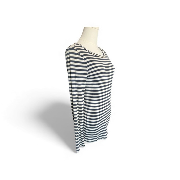 GUC J.Crew blue & cream striped long sleeve tee – size M - Picture 3 of 8